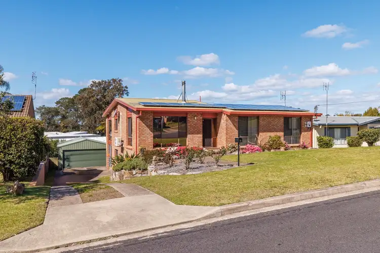 8 West St, Eden NSW 2551