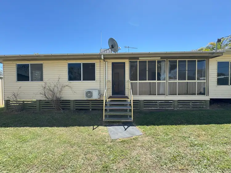 59 Davey St, Moura QLD 4718