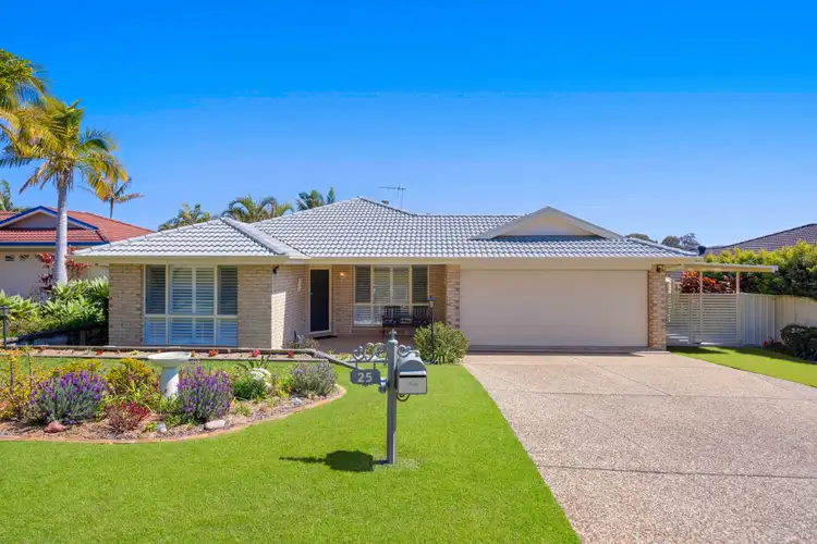 25 Bounty Avenue, Lake Cathie NSW 2445