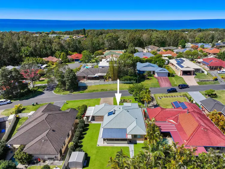 25 Bounty Avenue, Lake Cathie NSW 2445