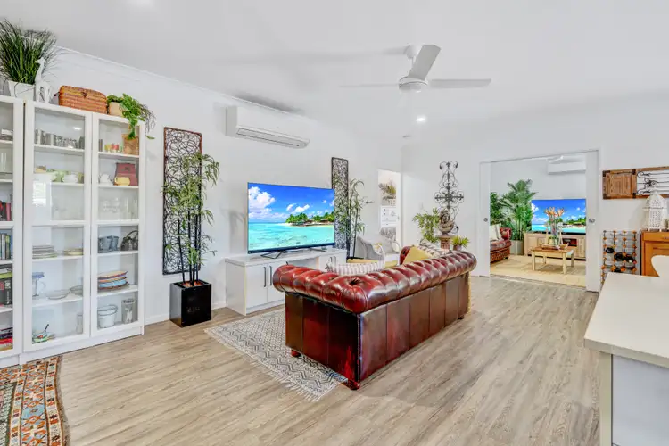 6 Reef St, Wongaling Beach QLD 4852