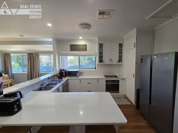 Third view of Homely house listing, 3 Thomas Pl, Emerald QLD 4720
