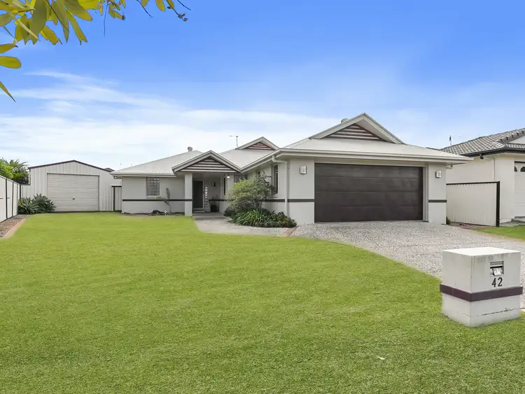 42 Barklya Cres, Bongaree QLD 4507