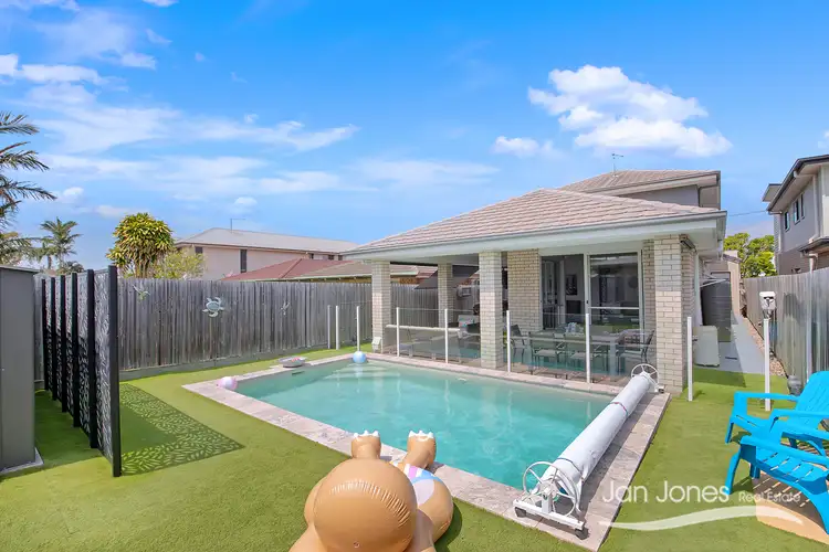 24 Cutts Street, Margate QLD 4019