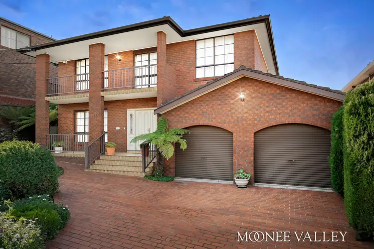 115 Riviera Road, Avondale Heights VIC 3034