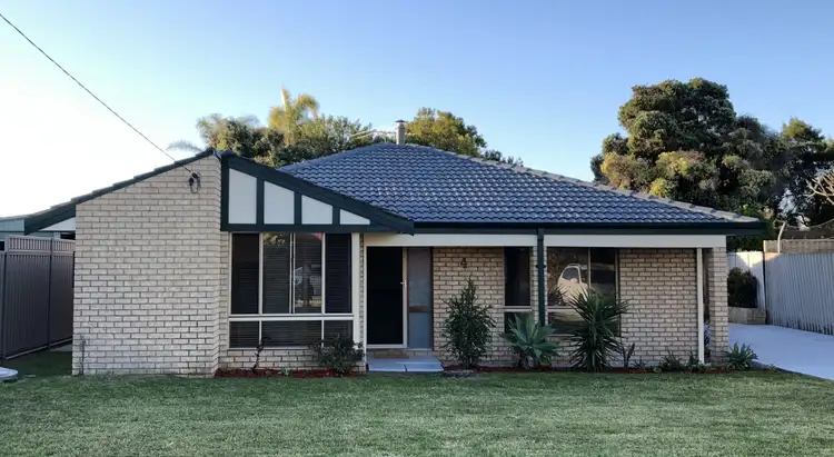4 Studzor Street, Warnbro WA 6169