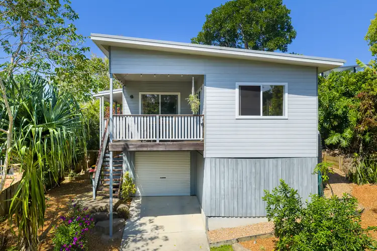 2/1 Nandroya Ave, Ocean Shores NSW 2483