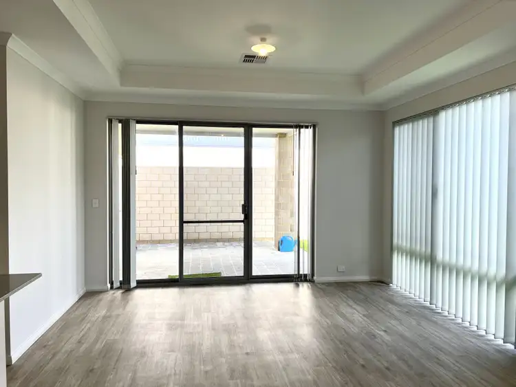 Fourth view of Homely house listing, 10 Fairywren Way, East Cannington WA 6107