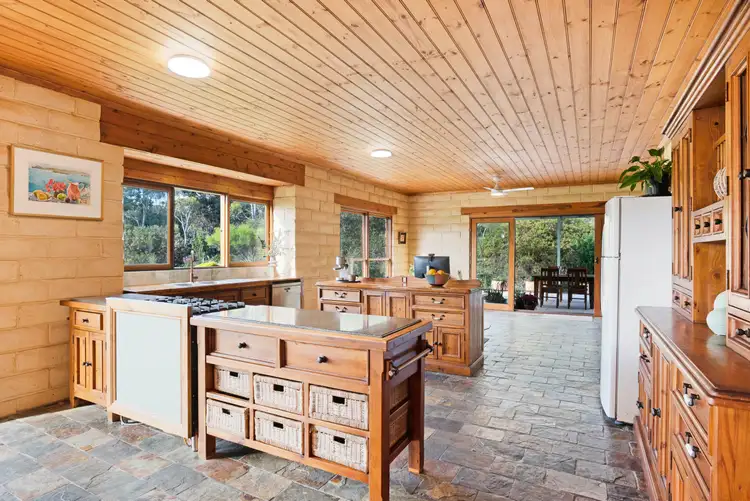 Sixth view of Homely house listing, 2 Lipizzaner Dr, Hindmarsh Valley SA 5211