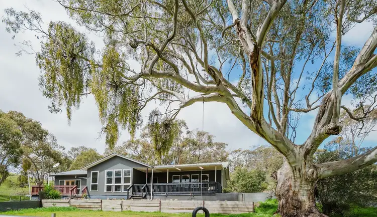 64 Blockers Rd, Hill River SA 5453