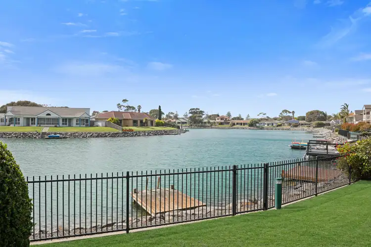 24 Clipper Ct, Encounter Bay SA 5211