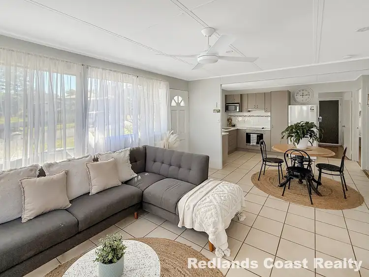 Sixth view of Homely house listing, 1 June Pde, Lamb Island QLD 4184