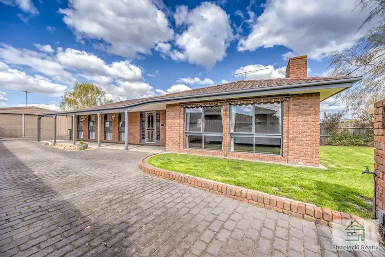 11 Burnside St, Moe VIC 3825