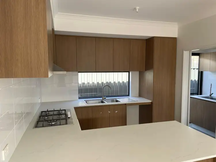 43 Nadilo Dr, Spearwood WA 6163