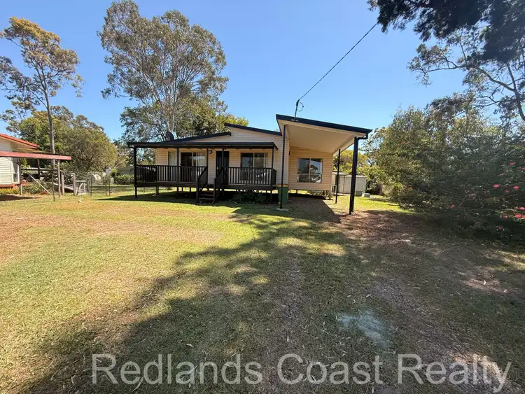 63 Francis Rd, Macleay Island QLD 4184