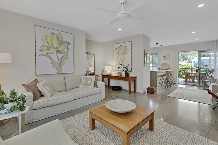 Duplex 2/7 Moss Day Pl, Burnside QLD 4560
