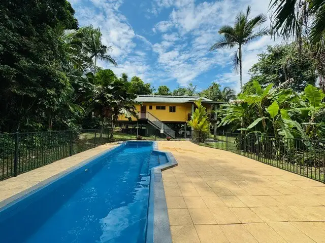 8 Mission Cir, Wongaling Beach QLD 4852