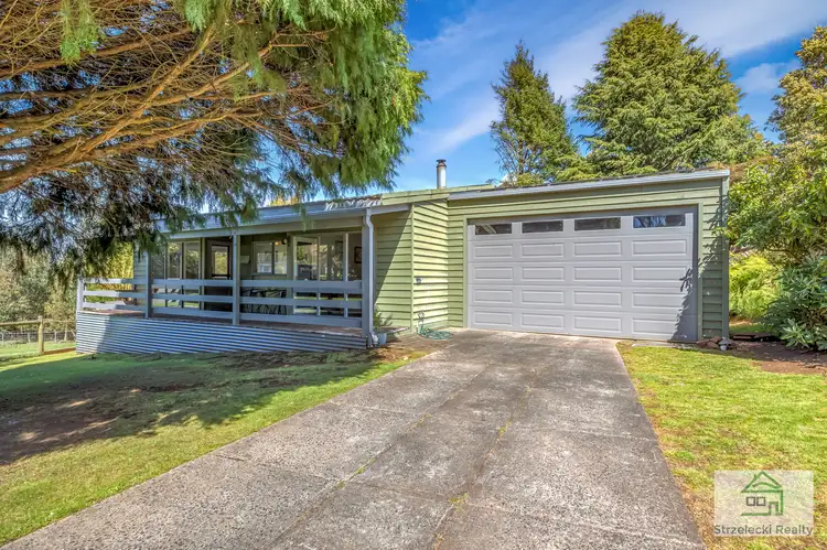 28 St Phillack Cres, Rawson VIC 3825
