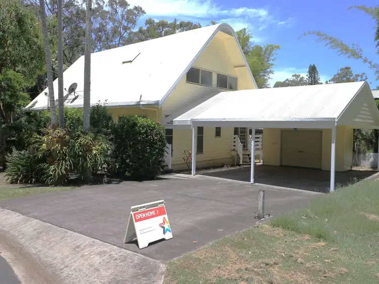 Second view of Homely house listing, 210 Victoria Parade N, Coochiemudlo Island QLD 4184