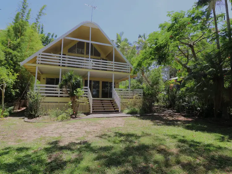 Fifth view of Homely house listing, 210 Victoria Parade N, Coochiemudlo Island QLD 4184