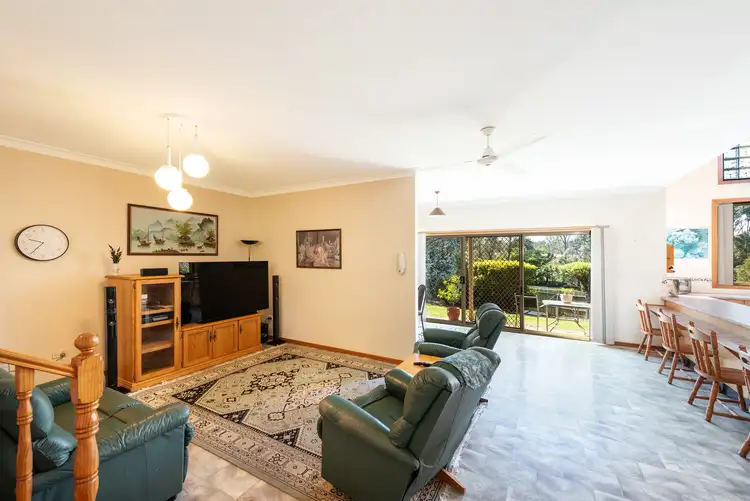 Fourth view of Homely house listing, 2 Tulip Ct, Middle Ridge QLD 4350