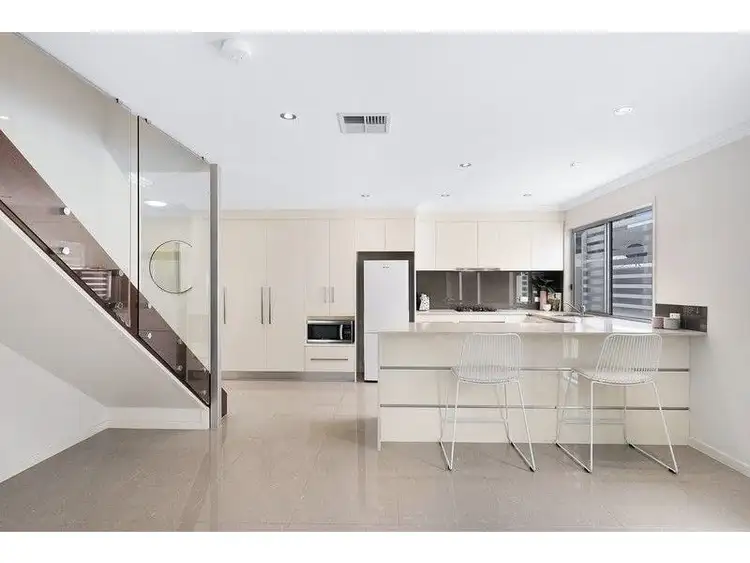 7/40 Macdonnell St, Toowong QLD 4066