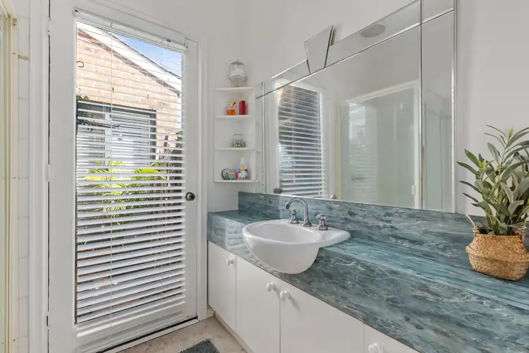 Sixth view of Homely house listing, 2/182 Reserve Road, Beaumaris VIC 3193