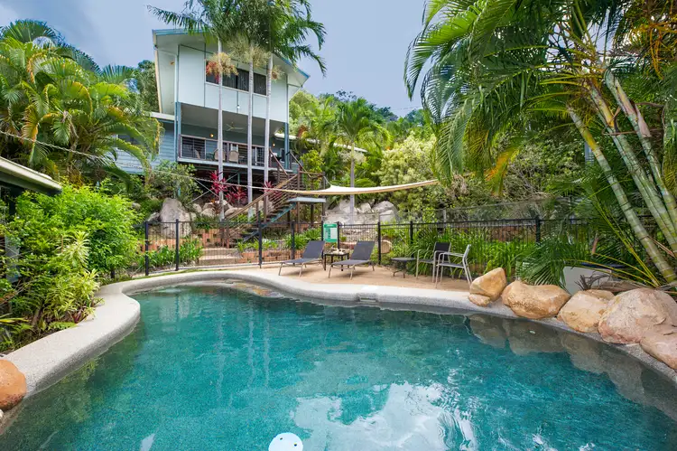 3 Opalia Ct, Nelly Bay QLD 4819