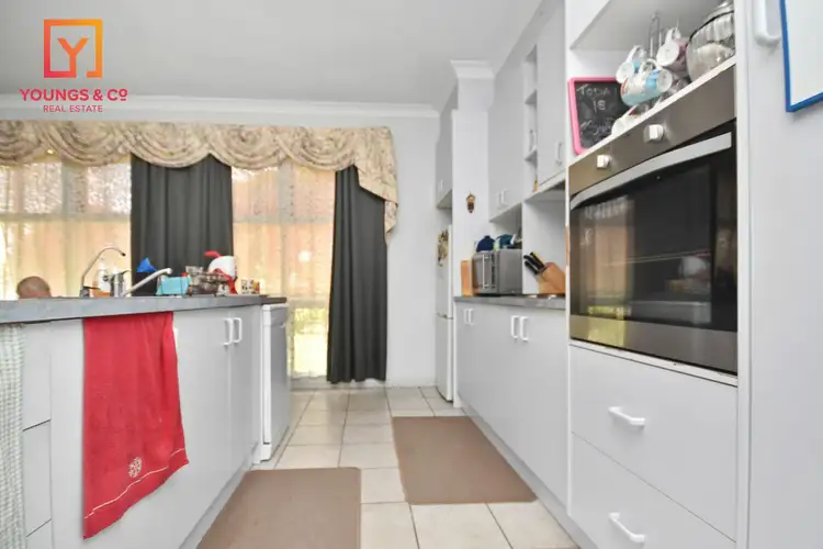 Fourth view of Homely house listing, 6 Johnson St, Shepparton VIC 3630