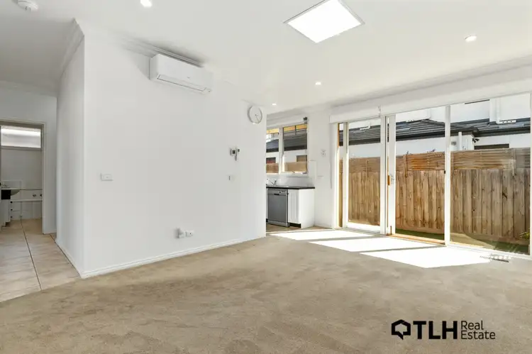 Second view of Homely apartment listing, 2/29 Macgowan Ave, Glen Huntly VIC 3163