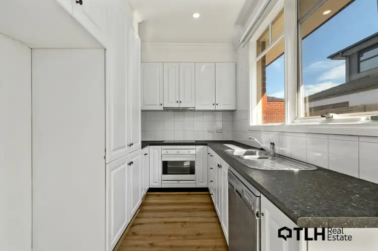 Third view of Homely apartment listing, 2/29 Macgowan Ave, Glen Huntly VIC 3163