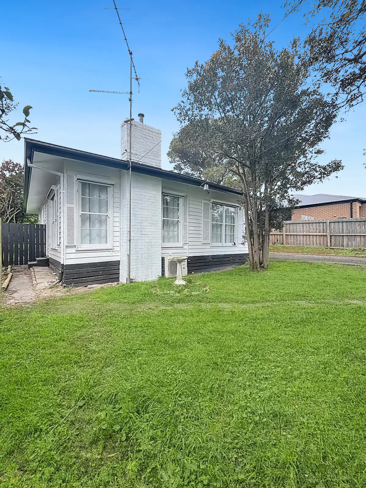 Main view of Homely house listing, 10 Livingstone St, Morwell VIC 3840