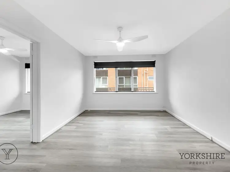 Fourth view of Homely apartment listing, 6/122 Glenhuntly Road, Elwood VIC 3184
