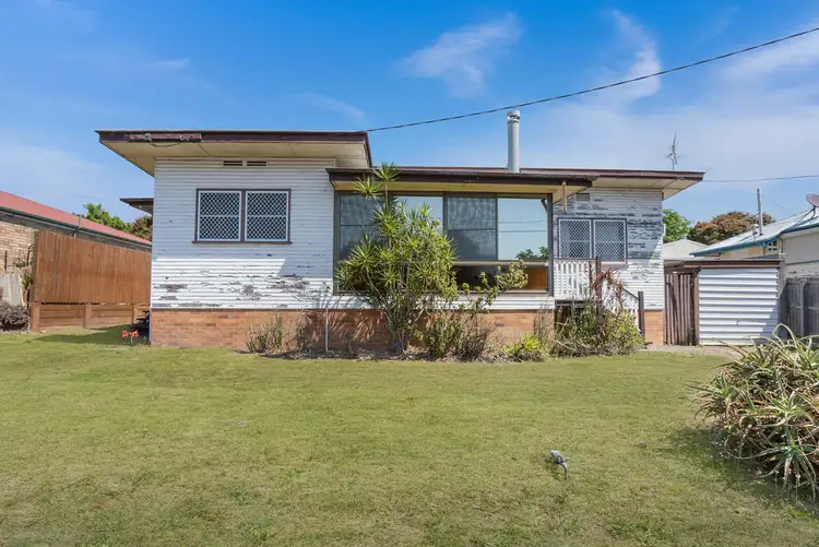5A Clifton St, Booval QLD 4304