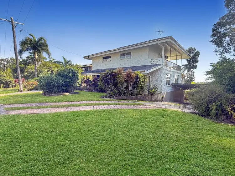 58 Mission Dr, South Mission Beach QLD 4852