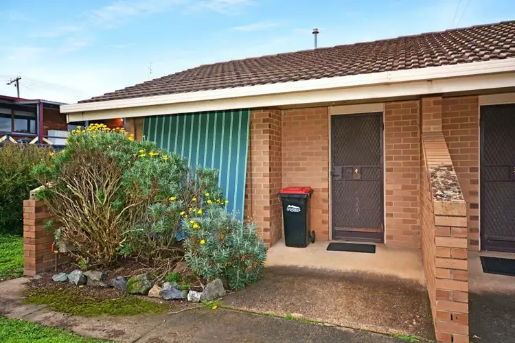 Main view of Homely unit listing, Unit 4/21 Jennings St, Stawell VIC 3380