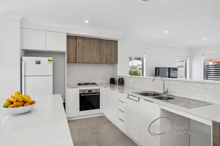 Fifth view of Homely house listing, 2 Shine Lane, Willetton WA 6155