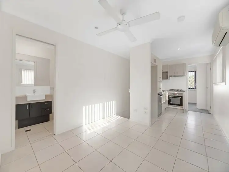Fifth view of Homely unit listing, Unit 2/33 Braxlaw Cres, Dakabin QLD 4503