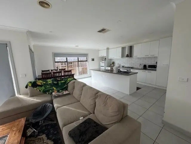 Fourth view of Homely house listing, 1 Prahn Court, Brookfield VIC 3338