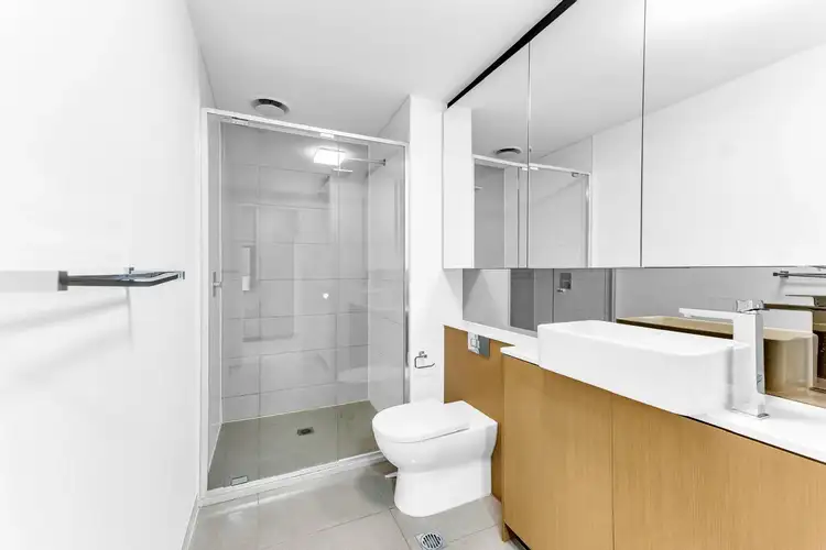 Fourth view of Homely apartment listing, Unit 1001/15 Clifton St, Prahran VIC 3181