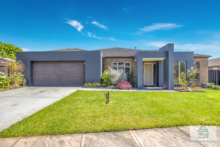 Main view of Homely house listing, 24 Fernlea Cl, Trafalgar VIC 3824