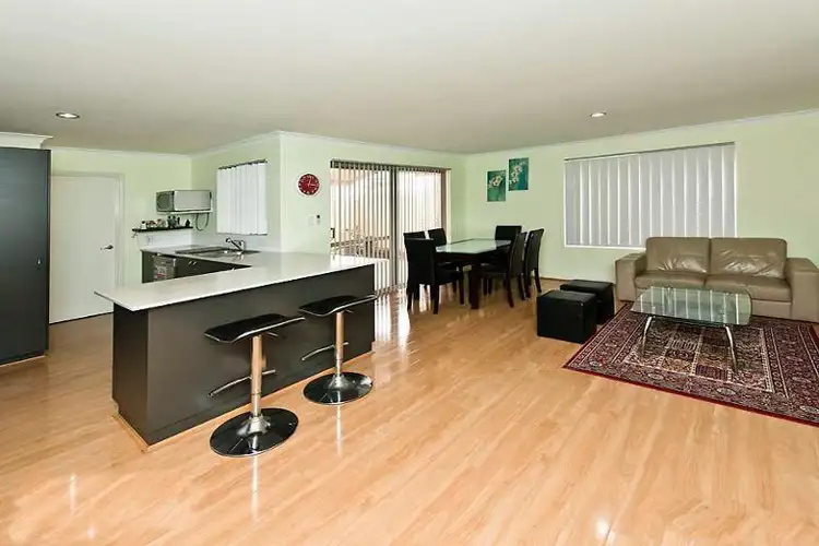Fifth view of Homely house listing, Unit 15/37 Oman Pass, Canning Vale WA 6155