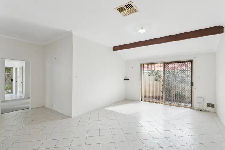 Fifth view of Homely house listing, 15 Madden Way, Brentwood WA 6153