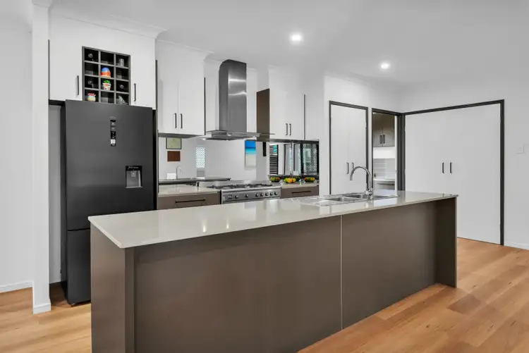 Fifth view of Homely house listing, 7 Bainbridge Cct, Sippy Downs QLD 4556