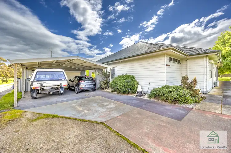 Fourth view of Homely house listing, 15 Hayes Rd, Newborough VIC 3825