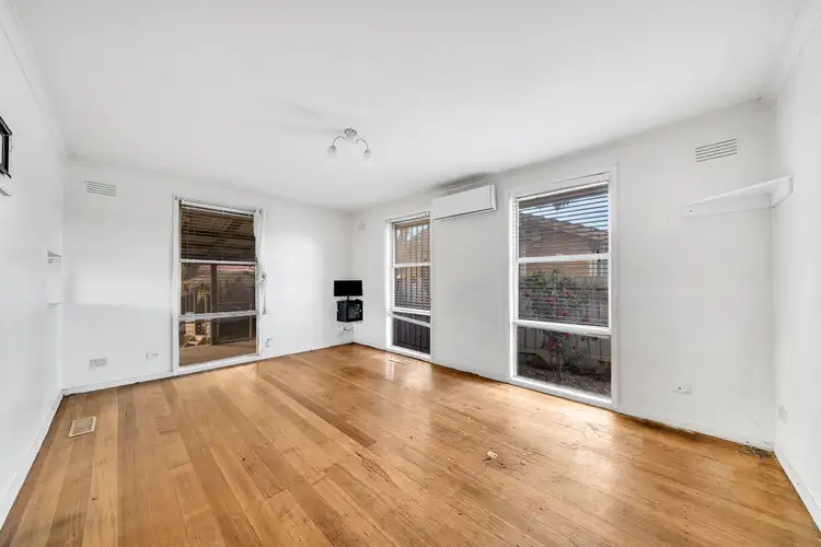 Third view of Homely house listing, 5 Huon Ct, Broadmeadows VIC 3047
