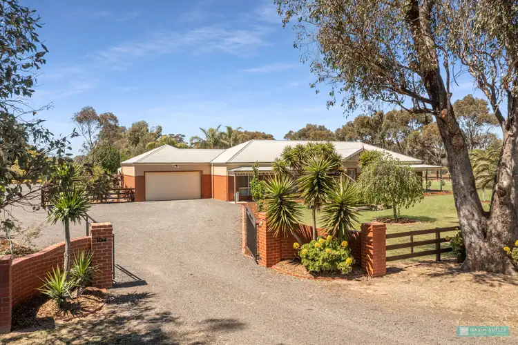 104 Banksia Rd, Huntly VIC 3551