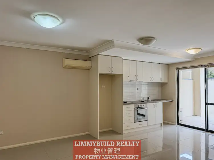 Fourth view of Homely apartment listing, Unit 8/121 Hill St, East Perth WA 6004