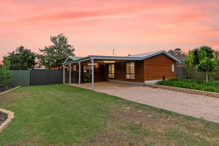 15 Highview Gr, Moonta Bay SA 5558