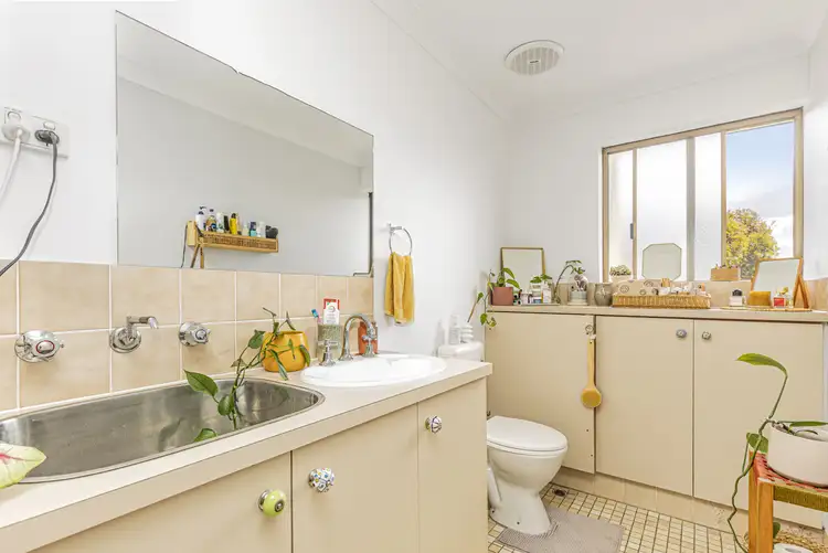 Sixth view of Homely unit listing, 6L/24 Pearson Street, Churchlands WA 6018